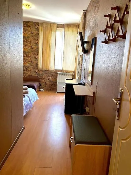 Guest Rooms With Living Room, Dining Room And Kitchen Next To Center Sófia Apartamento