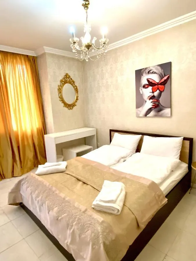 Apartamento Guest Rooms With Living Room, Dining Room And Kitchen Next To Center Sófia